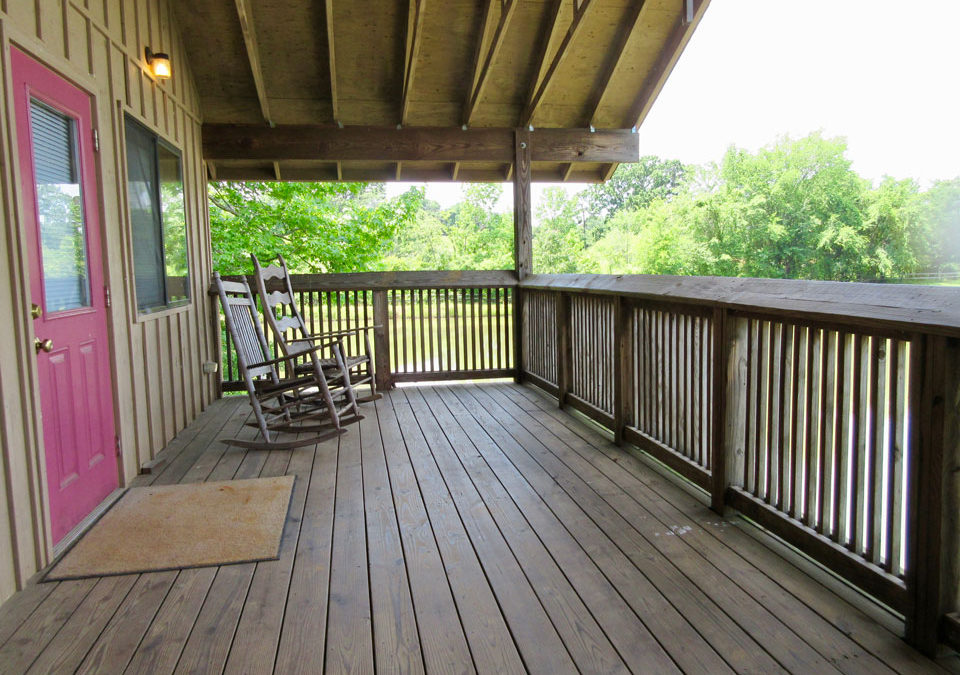 Camp Oak Hill Cabin Lakeside Porch